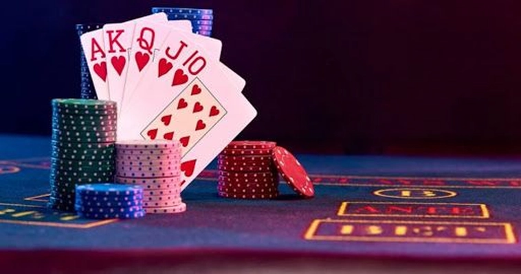 Cách Chơi Poker Tại Empire777: Bí Quyết Chiến Thắng Từ Người Chuyên Nghiệp